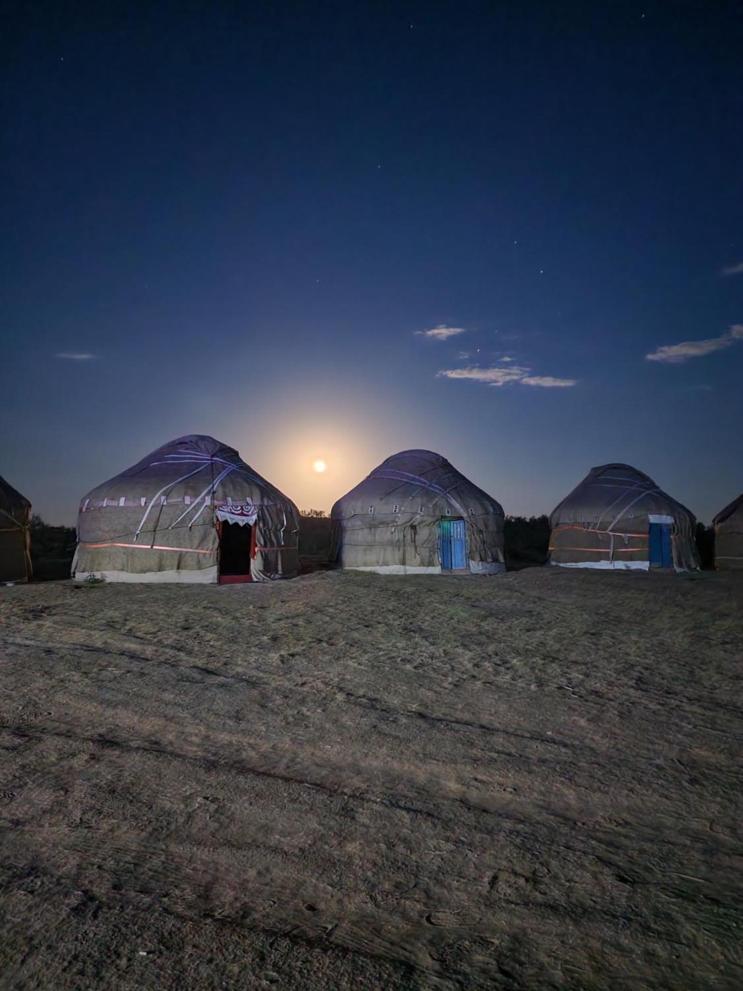 Authentic Uzbek Yurt Camp Eco-Friendly Hotel Nurota Kültér fotó